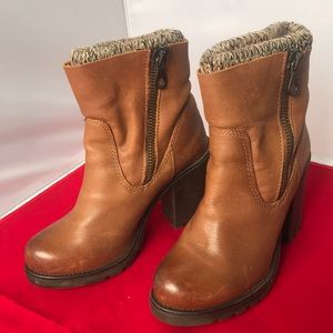 Look like new Steve Madden